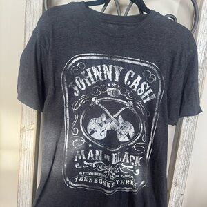 Johnny Cash Man‎ in Black Graphic Tee Size Large Gray Music Band Shirt